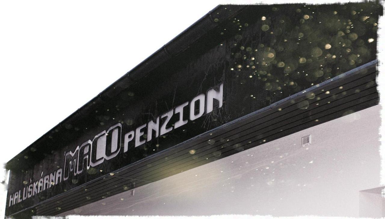 Penzion Maco Buchlovice Exteriör bild