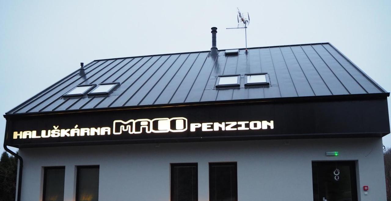 Penzion Maco Buchlovice Exteriör bild
